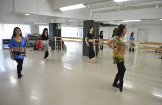 ベリーダンスをやってみたいけど不安な方へ。講師歴10年の私が悩みにお答えします!【Q&A】