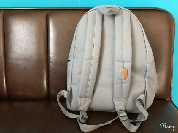「HERSCHEL(ハーシェル)」のグレーリュック