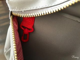 「HERSCHEL(ハーシェル)」のグレーリュック
