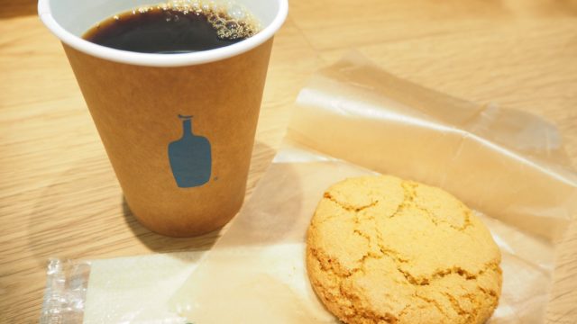 品川アトレ3階『ブルーボトルコーヒー品川カフェ』