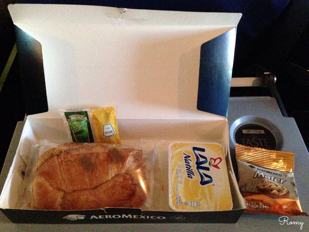 アエロメヒコ航空の機内食