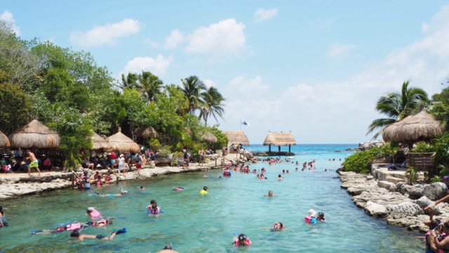 カンクンのエコロジカルパーク「シカレ(xcaret park)」