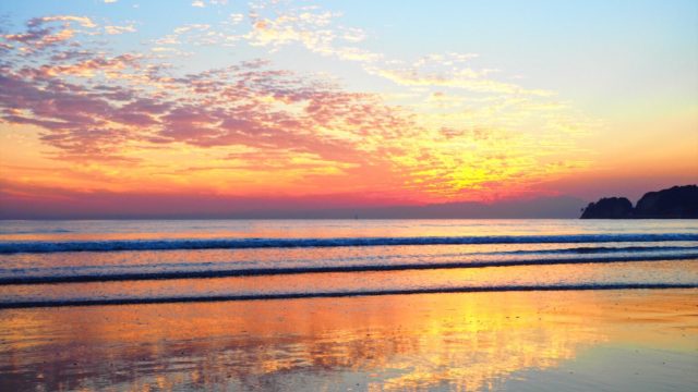 鎌倉・材木座海岸の夕焼け