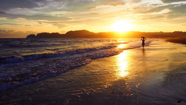 鎌倉・材木座海岸の夕焼け