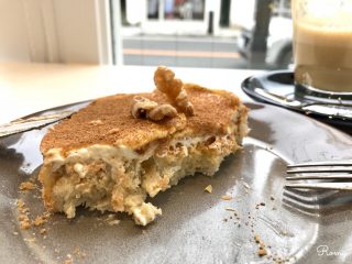 逗子のカフェ「ブリーザーコーヒー(BREATHER COFFEE)」