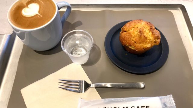 「スーホルムカフェ湘南店」テラスモール内
