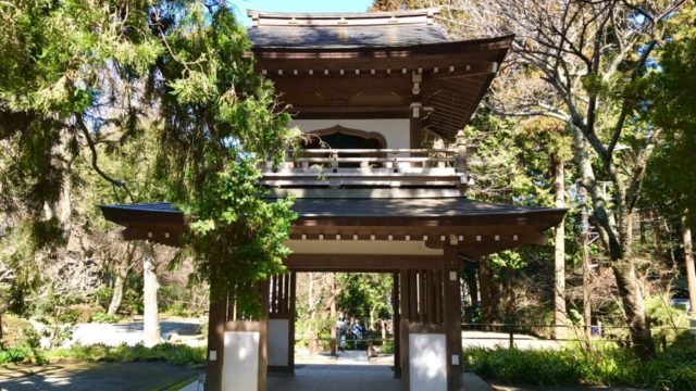 北鎌倉の浄智寺の鐘楼門