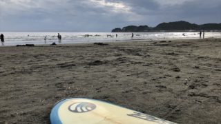 夕焼けとサーフィン